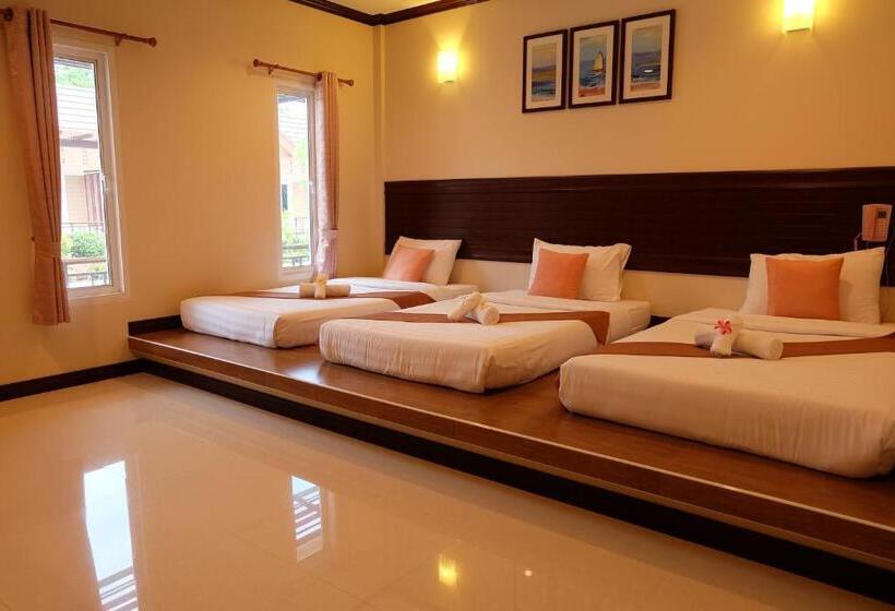 标准三人间, Baan Por Pla Resort