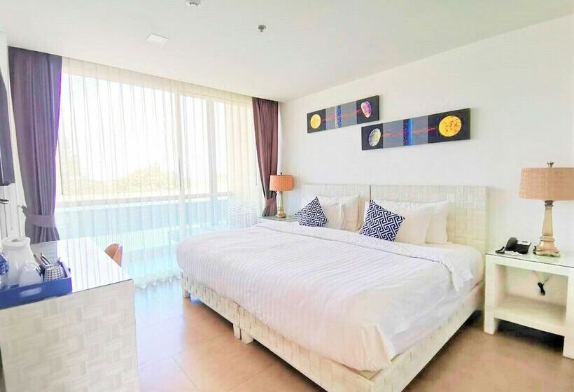 Номер Deluxe, Beach Walk Boutique Resort