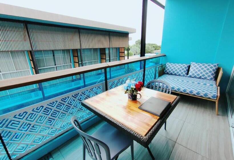 주니어 스위트, Beach Walk Boutique Resort