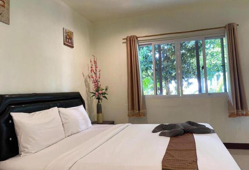 디럭스 룸, Everest Resort Samui Sha Plus