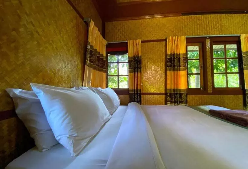 بانگلوی استاندارد, Everest Resort Samui Sha Plus