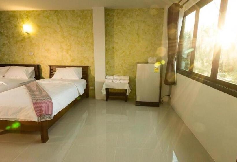 行政三人间, Benya