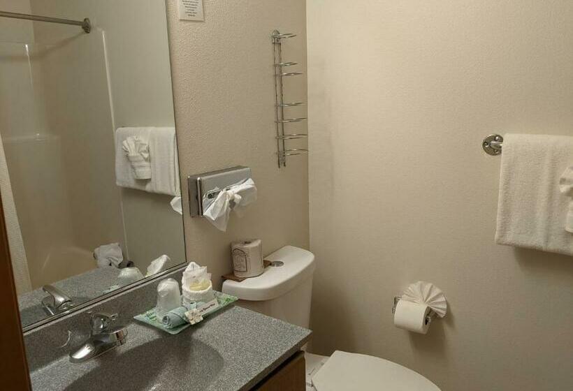 Deluxe Junior Suite, Hillcrest Inn