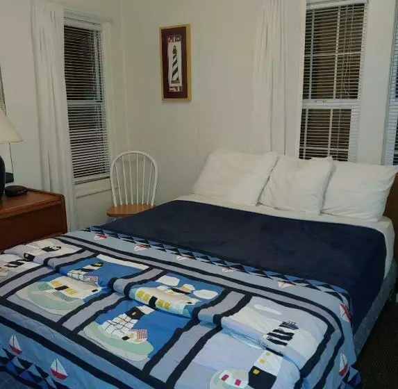 Perhebungalow, Hillcrest Inn