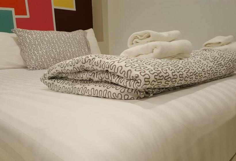 スタンダードルーム, Juntima Place At Amphawa