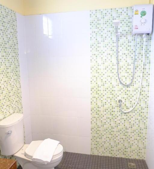 デラックスルーム, Juntima Place At Amphawa