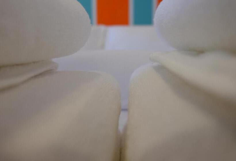 デラックスルーム, Juntima Place At Amphawa