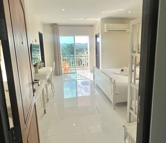 جناح, Js Residence Krabi