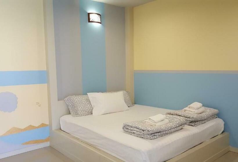 スタンダードルーム, Juntima Place At Amphawa