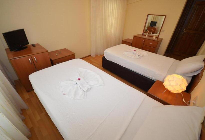 غرفة قياسية ذات إطلالة, Melisa