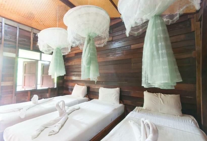 Номер Стандарт Трехместный, Namkhong Guesthouse And Resort