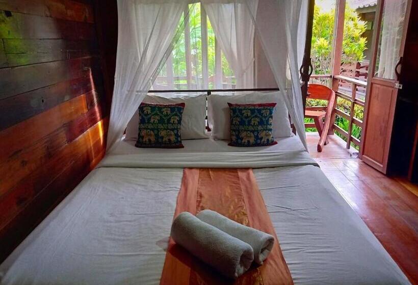 Номер Стандарт, Namkhong Guesthouse And Resort