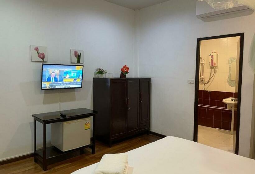 스탠다드 룸, Nawaporn Place