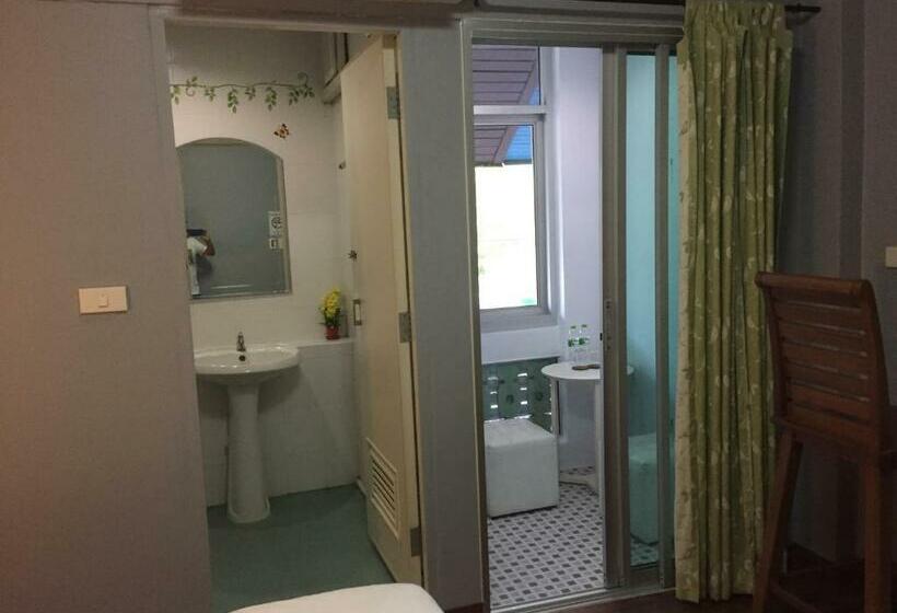 스탠다드 룸, Nawaporn Place