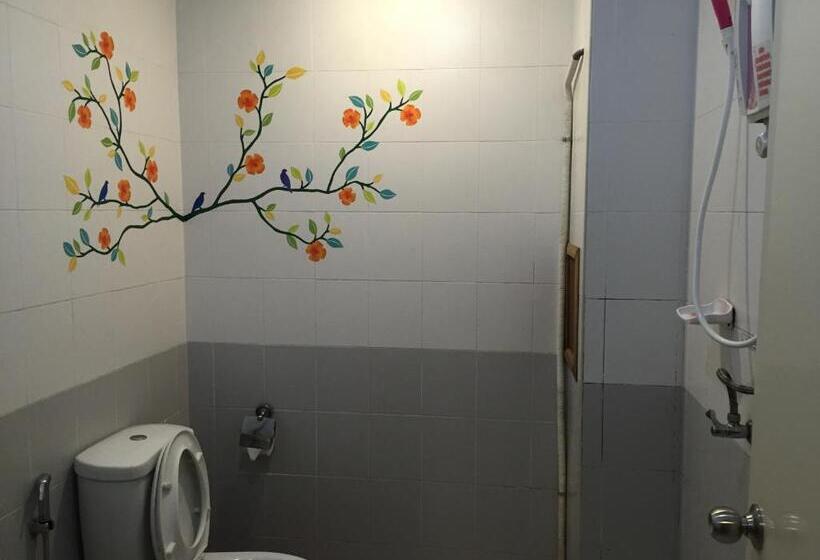 스탠다드 룸, Nawaporn Place