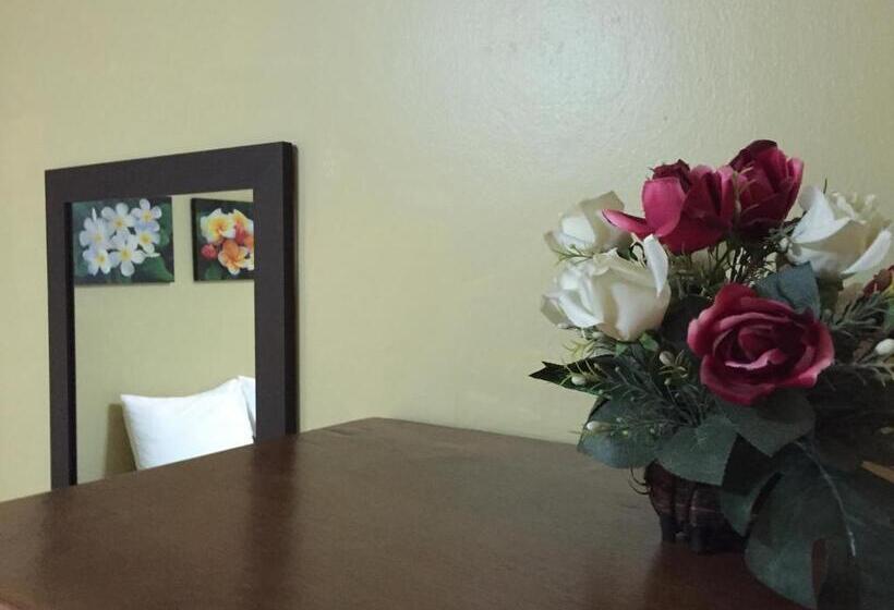 스탠다드 룸, Nawaporn Place