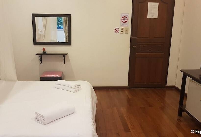 스탠다드 룸, Nawaporn Place