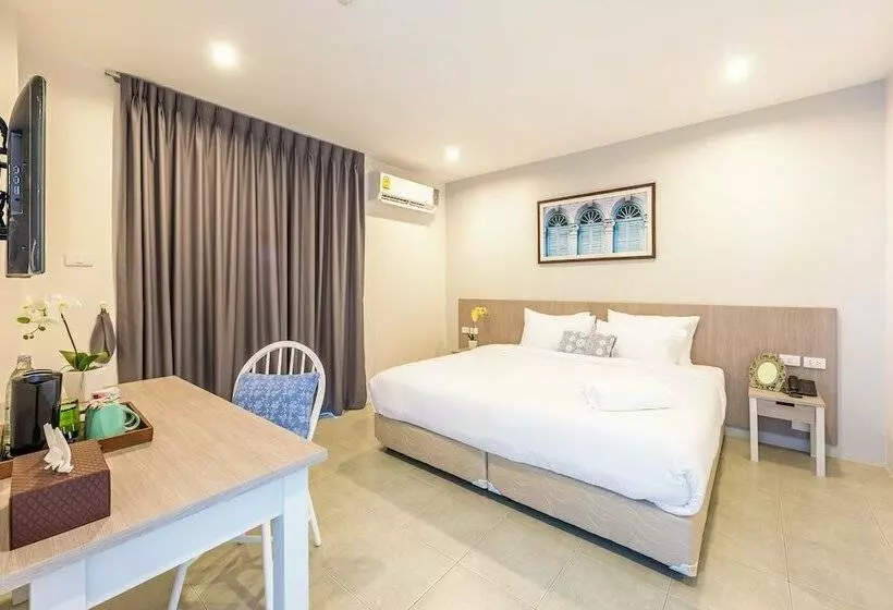 اتاق لوکس, Recenta Phuket Suanluang