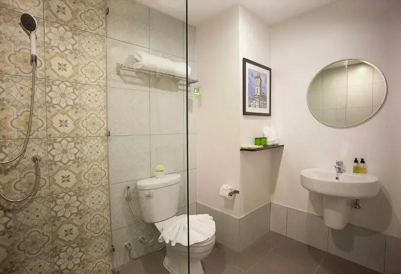 اتاق لوکس, Recenta Phuket Suanluang