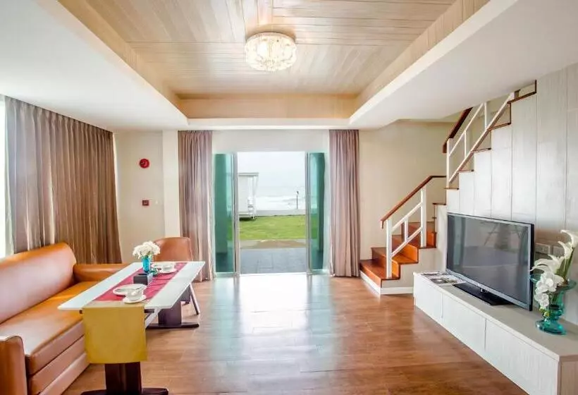 Villa 1 Makuuhuone Merinäkymä, Saint Tropez Beach