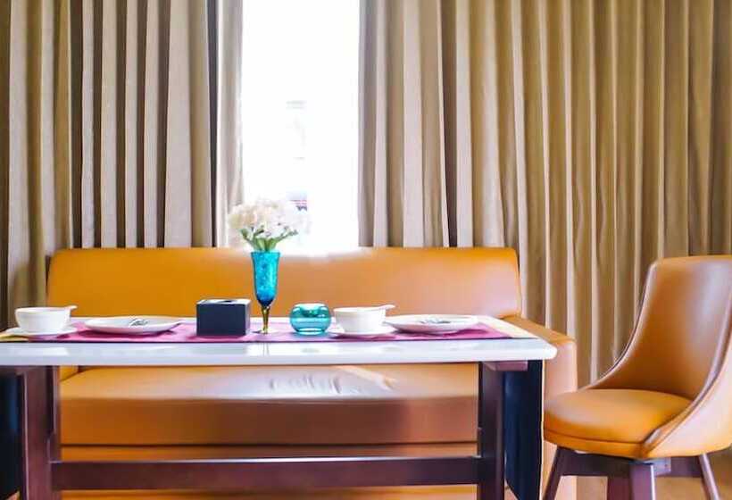 فيلا غرفة نوم واحدة مطلّة علي البحر, Saint Tropez Beach