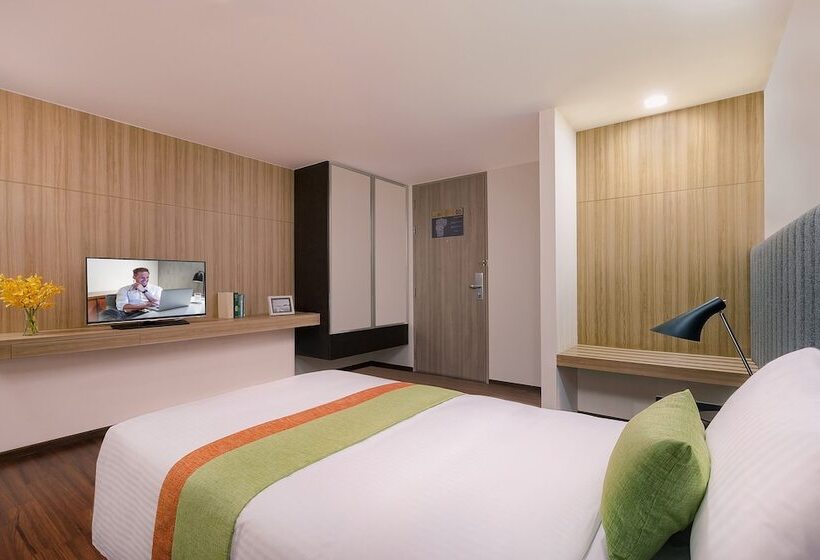 スタンダードスタジオ, Somerset Ekamai Bangkok