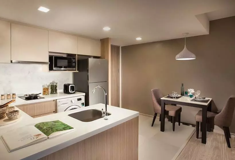 آپارتمان پریمیوم 1 خوابه, Somerset Ekamai Bangkok