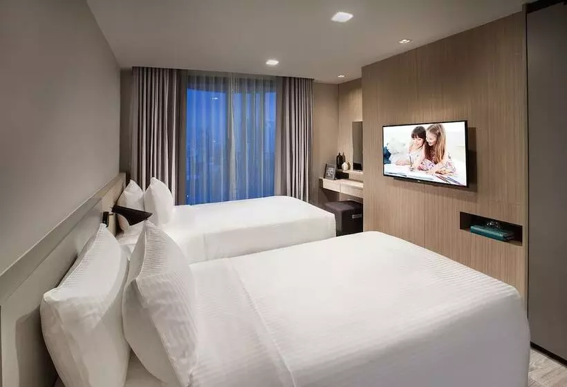 2 Bedroom Premium Apartment, Somerset Ekamai Bangkok