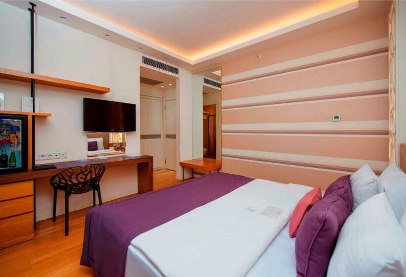 اتاق استاندارد, Wes