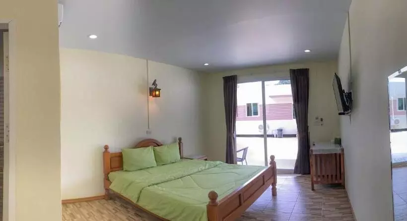 Economy-huone, Pleai Ta Lea Resort