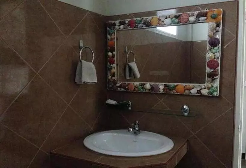 Perhehuone, Pleai Ta Lea Resort