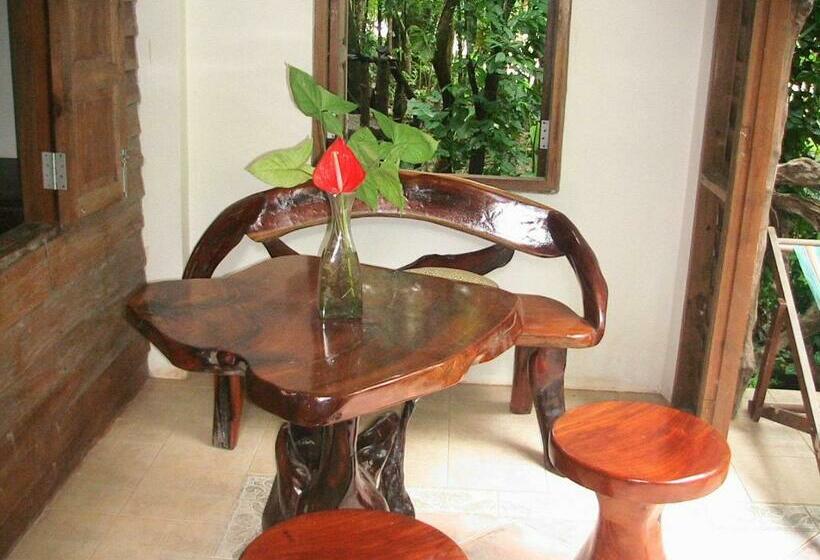 Habitación Estándar con Balcón, Art S Riverview Lodge