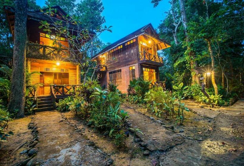 غرفة قياسية ثلاثية, Art S Riverview Lodge