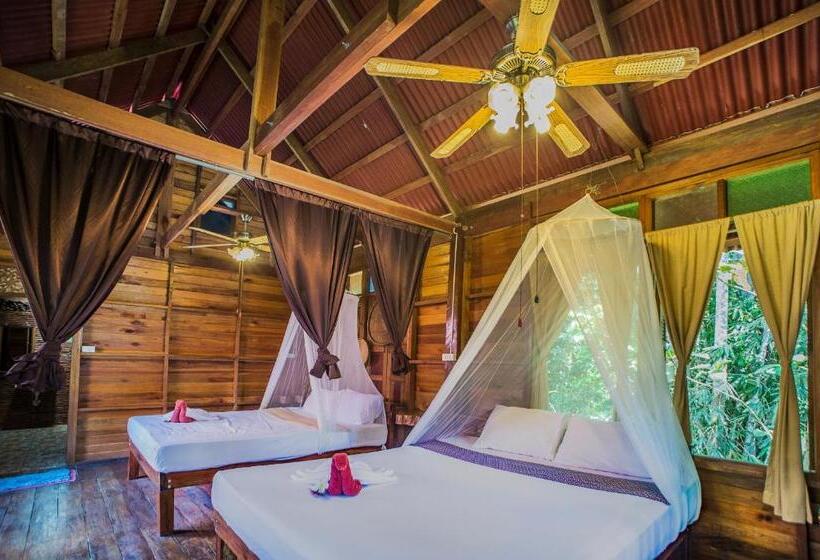 غرفة قياسية رباعية, Art S Riverview Lodge