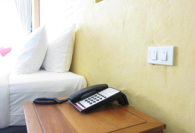 غرفة سوبيريور ذات إطلالة جانبية على البحر, Koh Kood Paradise Beach