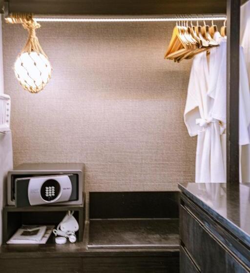 חדר סטנדרט, The Shellsea Krabi I Luxury Beach Front Resort & Pool Villa