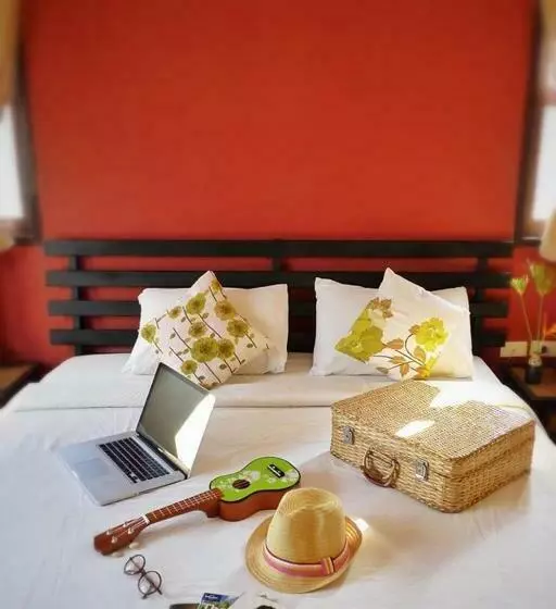 キングサイズベッドのスタンダードルーム, River Resort & Spa
