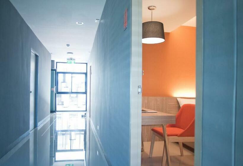 디럭스 룸, Abizz Hotel Lampang Airport