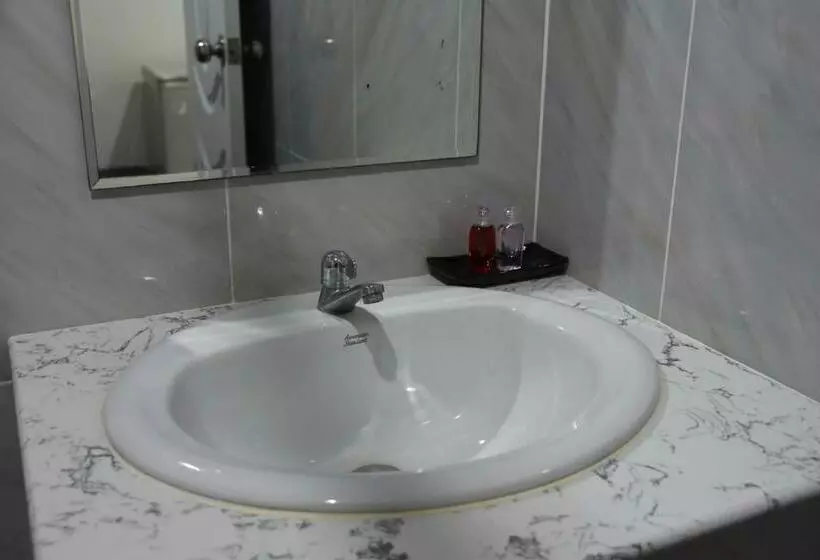 اتاق استاندارد, Chaiwat Guesthouse