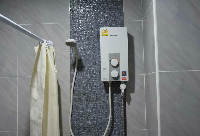 اتاق استاندارد, Chaiwat Guesthouse