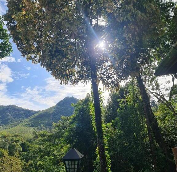 خانه 1 خوابه, Chestnut Hill Eco Resort Had Yai