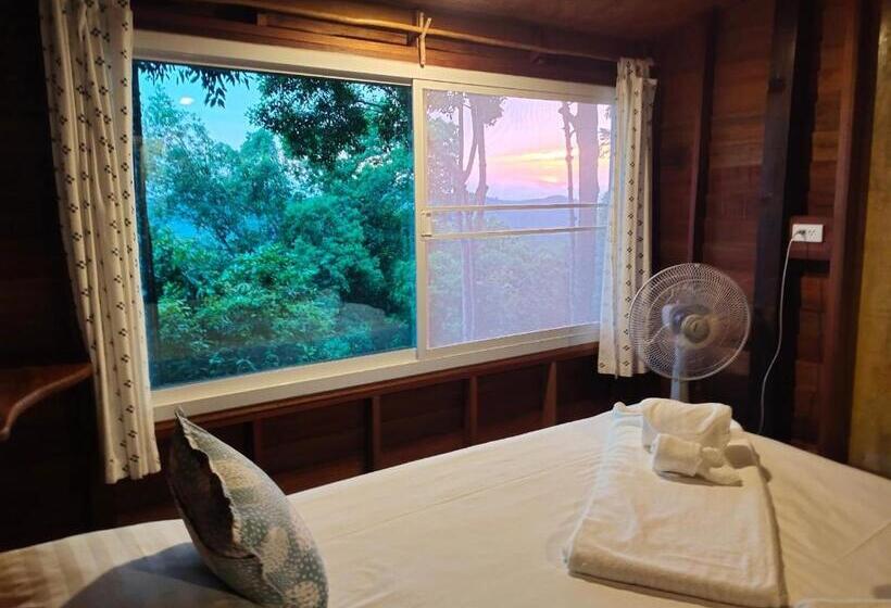 بانگلوی استاندارد, Chestnut Hill Eco Resort Had Yai