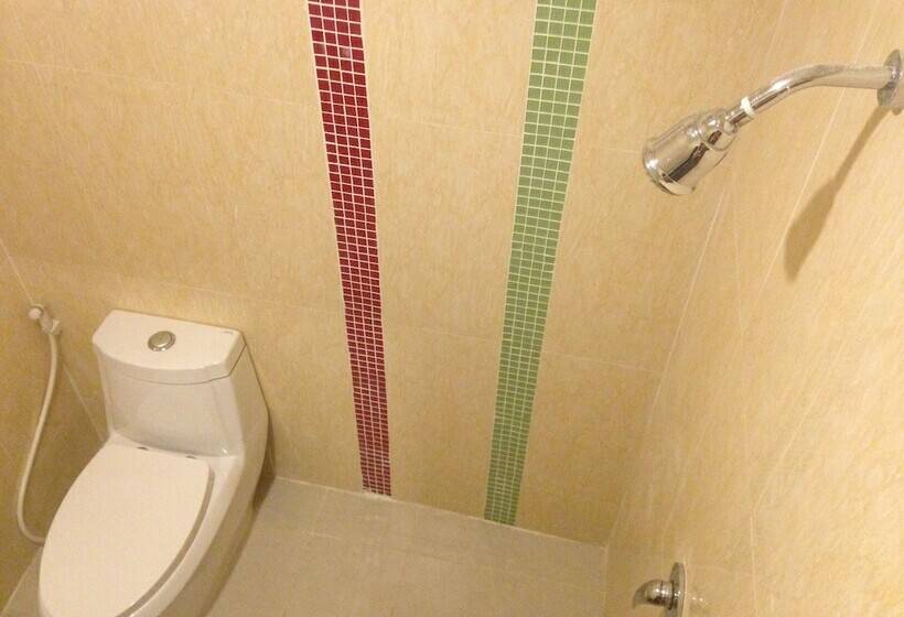 Quarto Deluxe, Friends House Resort