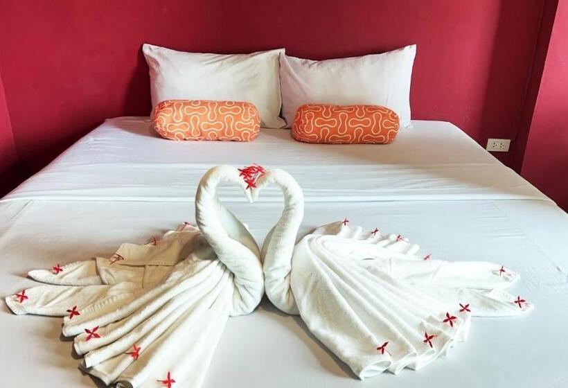 اتاق لوکس, Hide Bangkok Hostel