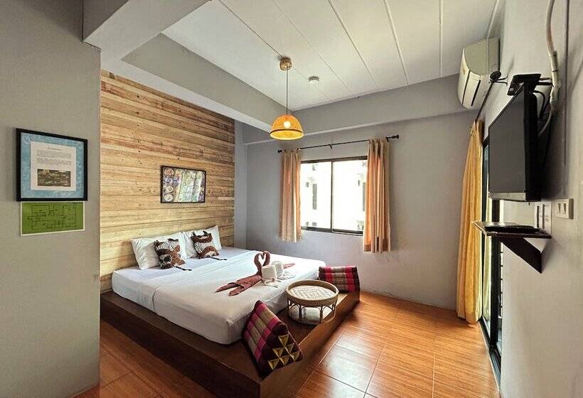 اتاق استاندارد, Hide Bangkok Hostel