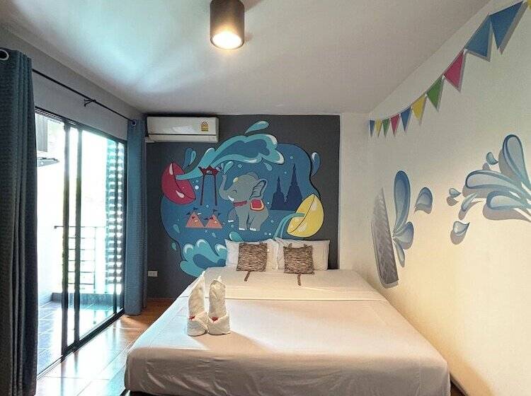 اتاق استاندارد, Hide Bangkok Hostel