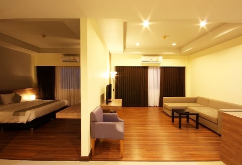 行政套房, Akelada