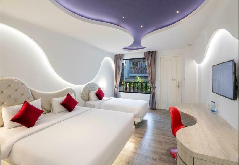 Habitació Triple Deluxe, Avatara Resort