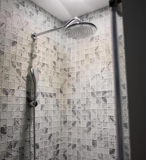 Habitació Triple Deluxe, Avatara Resort