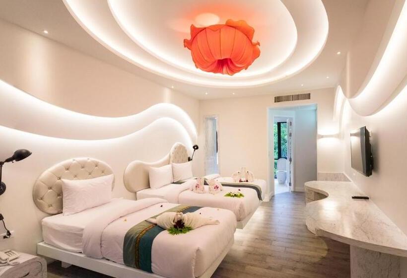豪华三人间, Avatara Resort